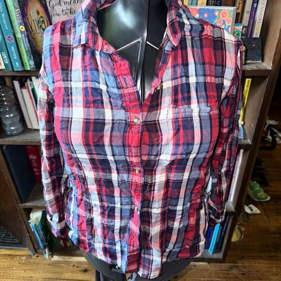 American Eagle red plaid concert button down oversized shirt - Picture 1 of 3